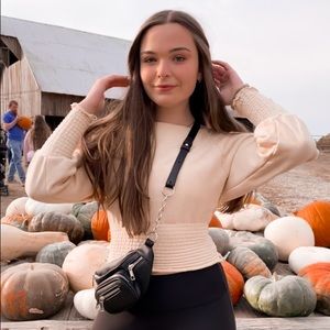 Meet your Posher, Anna